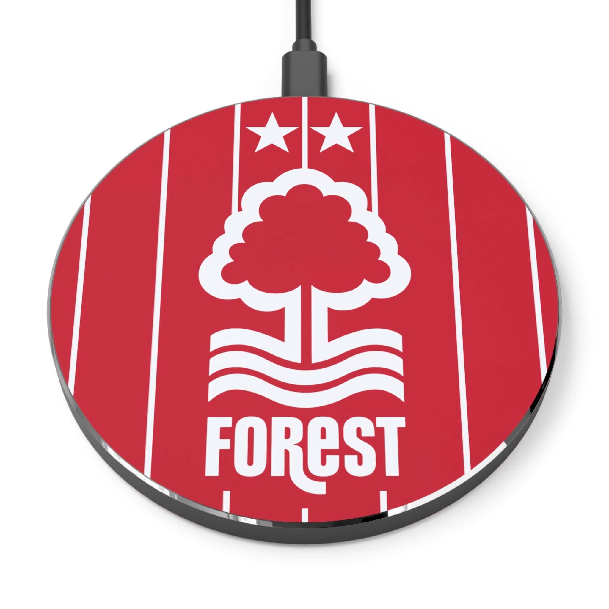 Nottingham Forest FC wireless charger in red with tree crest, 10W fast charging, aluminium casing, compatible with Qi-enabled phones