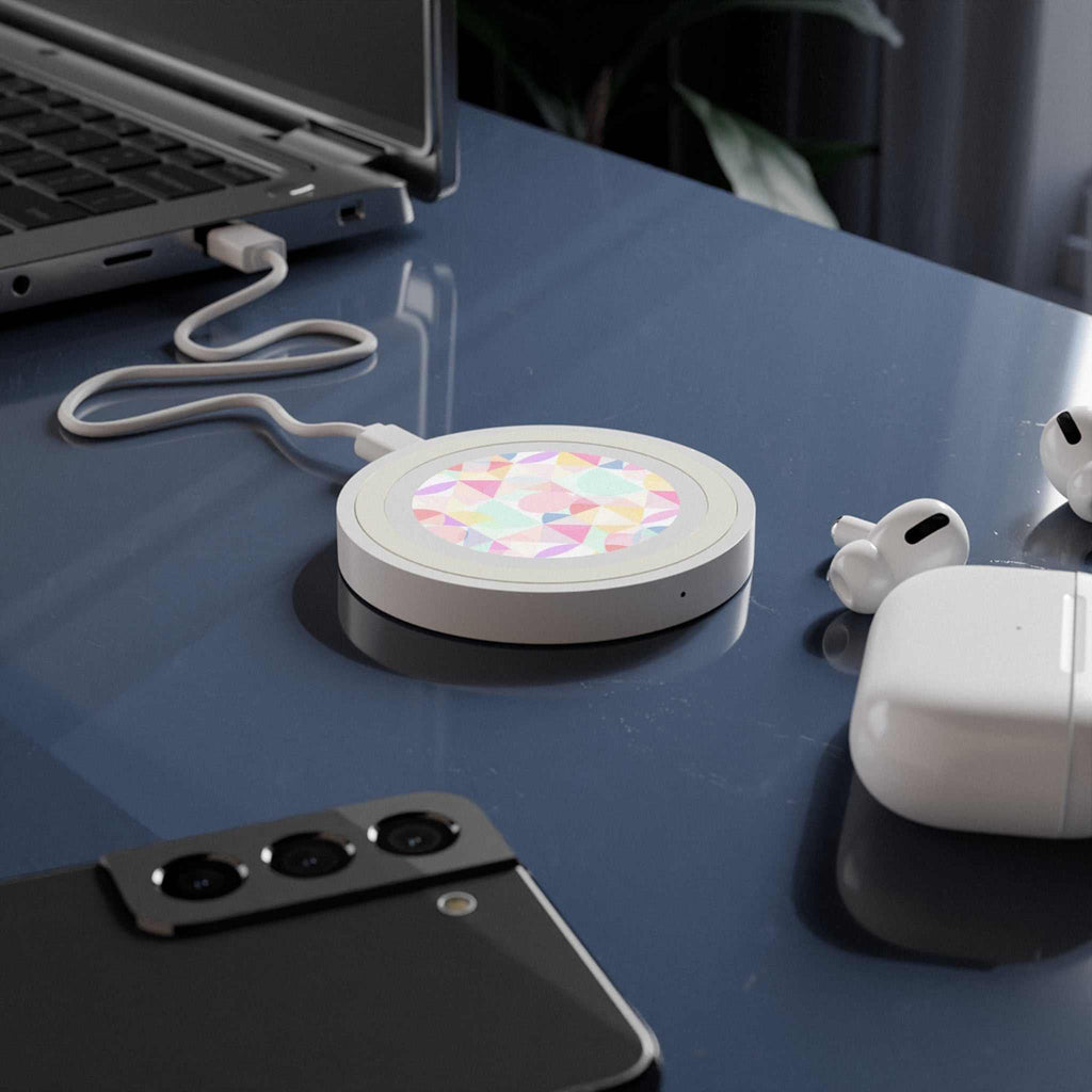 Pastel Geometric Design Wireless Charging Pad