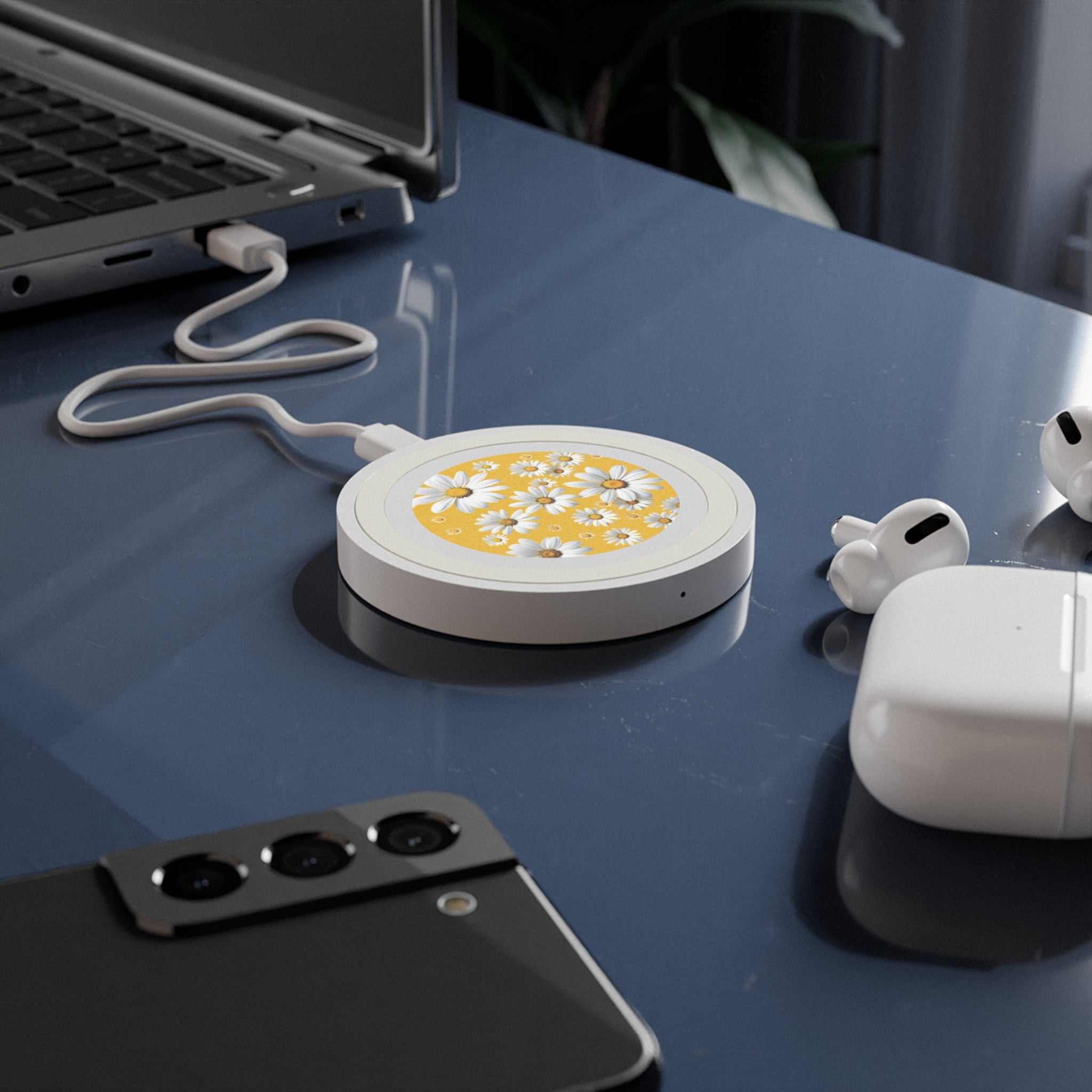 Yellow Daisy Design Wireless Charging Pad