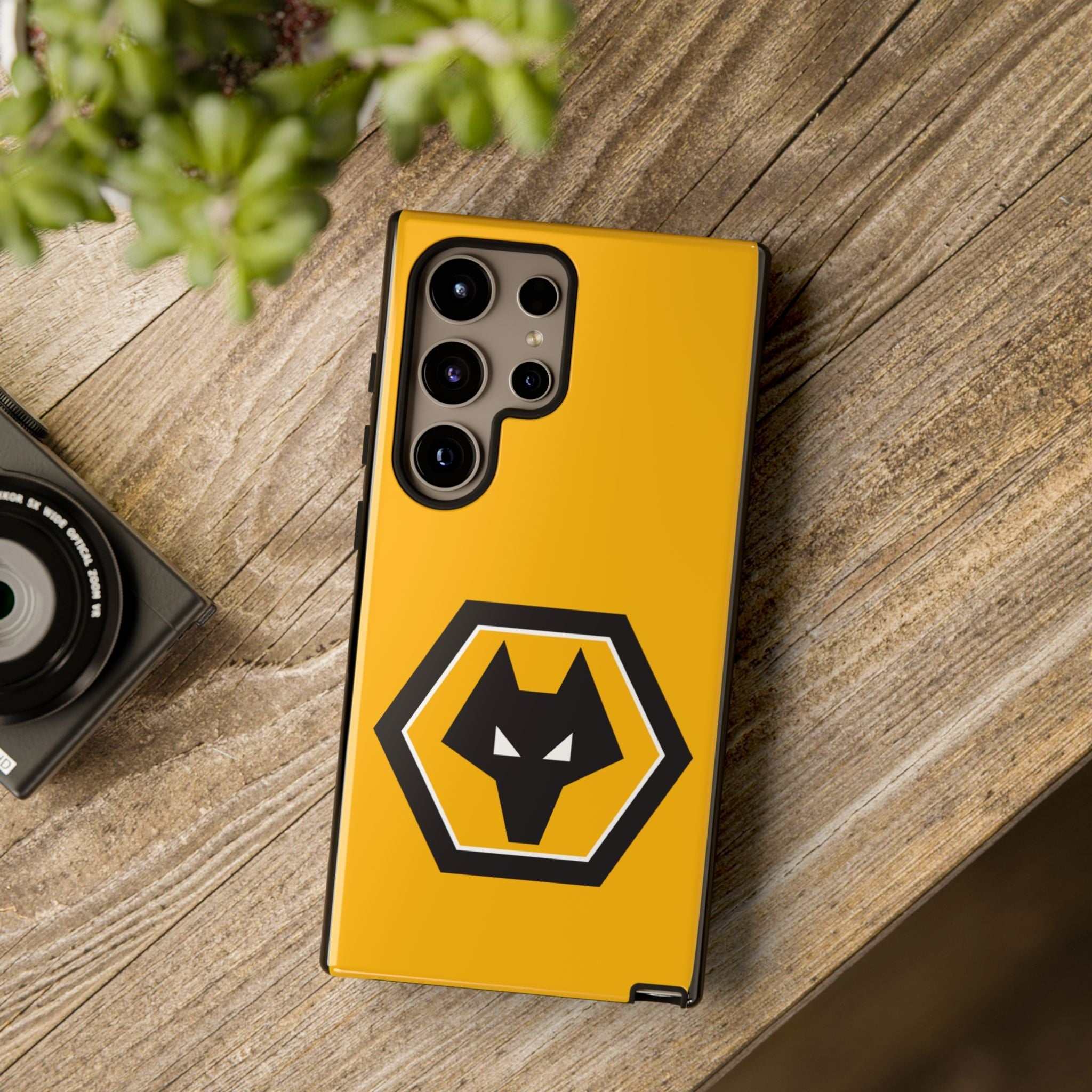 Wolves FC Magnetic Samsung Case in gold and black with official-style crest, dual-layer shock-absorbing protection, wireless charging compatible for Samsung phones