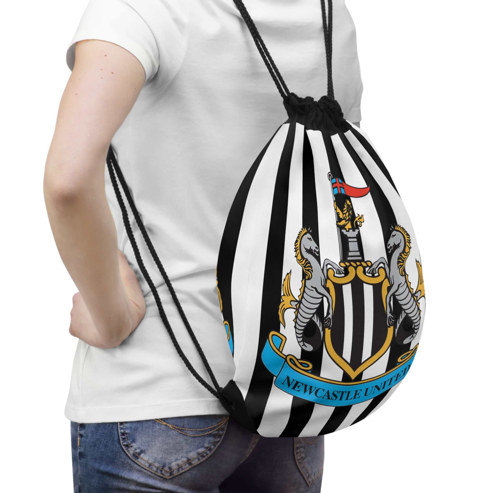 Newcastle Utd drawstring bag with black and white stripes and club crest, lightweight and durable for gym and casual use