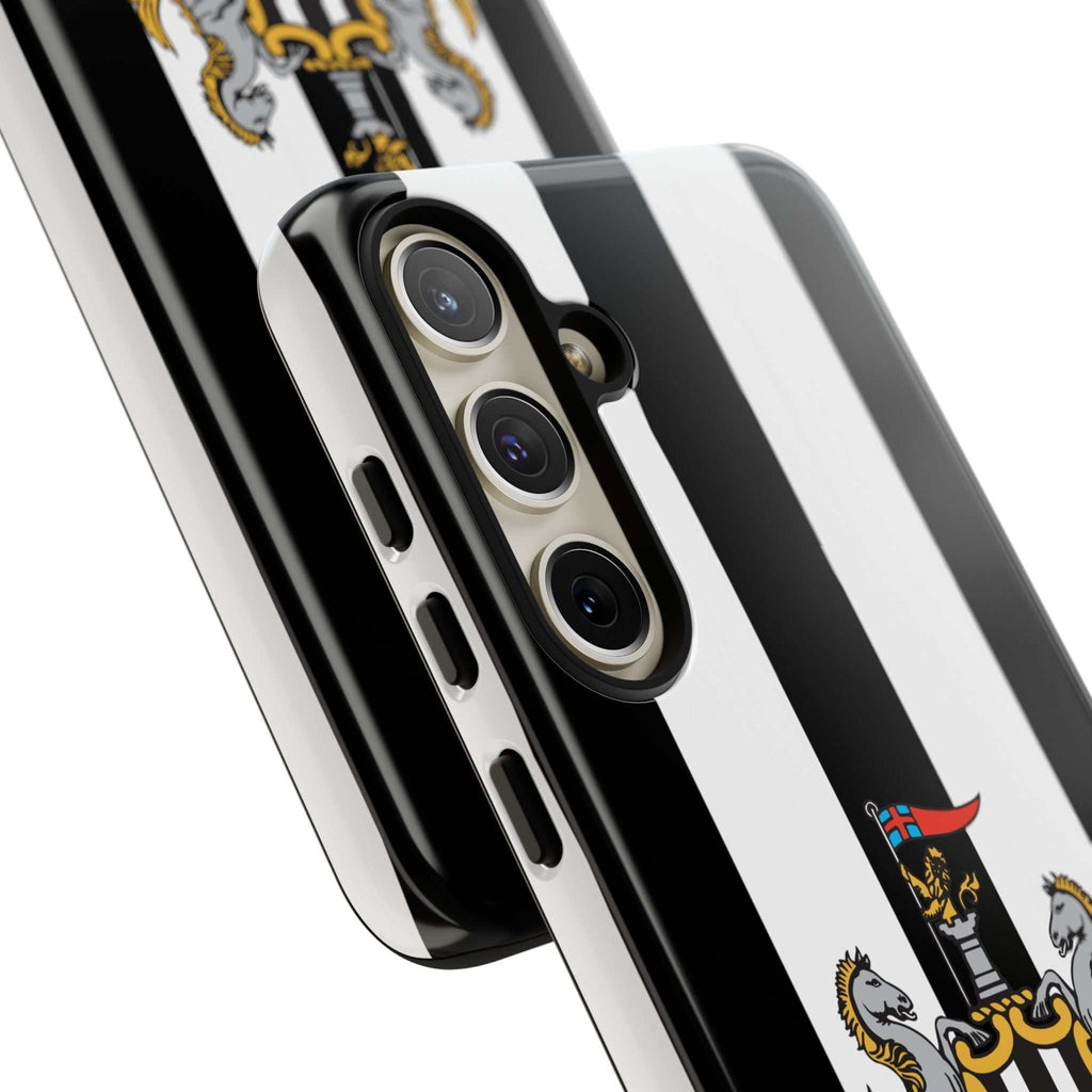 Newcastle United Samsung phone case with black and white colors and magnetic protection